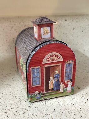 Vintage Country School House Novelty Tin Canister